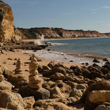 Olhos Do Mar Αλμπουφέιρα